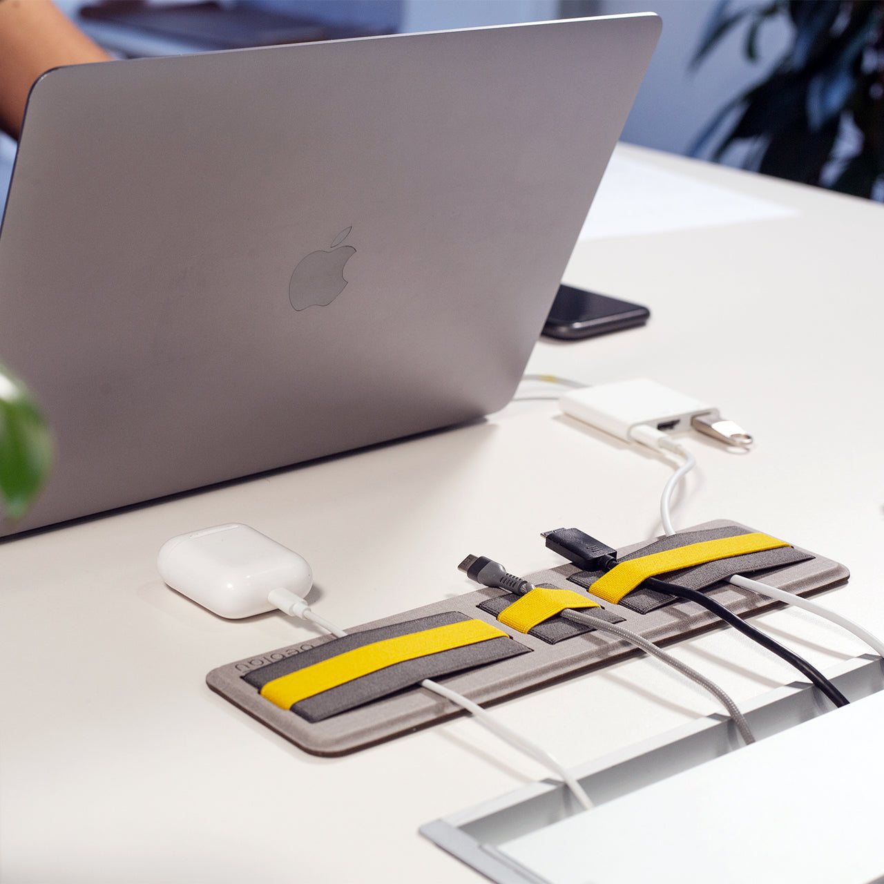 ShiftEasy to attach & detach! - Beblau Smart Organizers